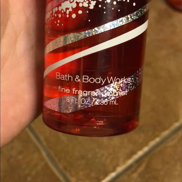 2 Winter Candy Apple fragrance mists! - Picture 3 of 4